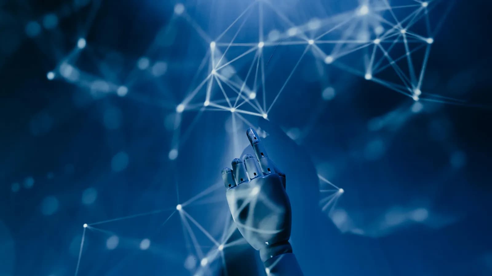 image conceptuelle d'un réseau de neurones et d'une main robotique